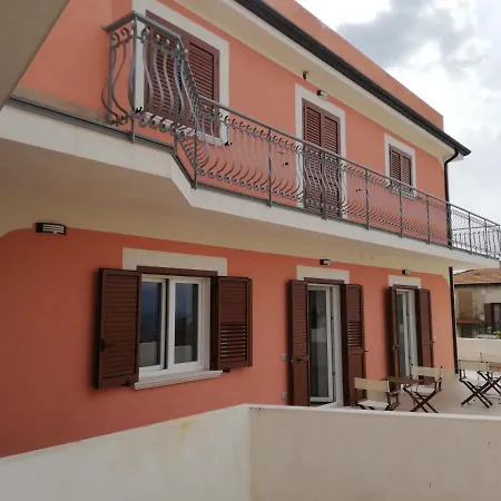 Il Borgo Di Nonno Carlo ファームステイ カプリオーリ