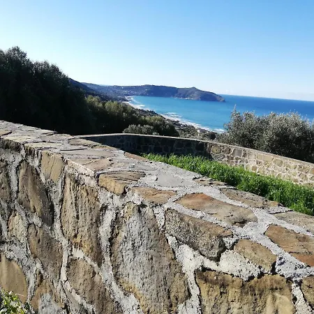 Il Borgo Di Nonno Carlo ファームステイ カプリオーリ