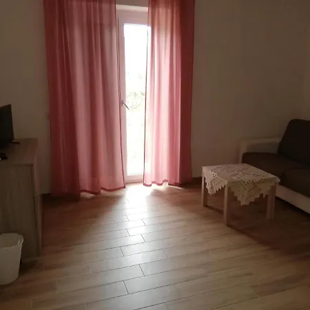 Il Borgo Di Nonno Carlo カプリオーリ