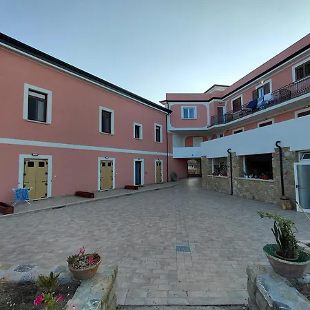 ファームステイ Il Borgo Di Nonno Carlo